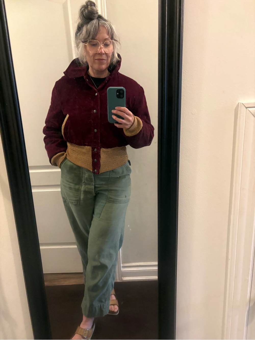 Vintage Unisex Varsity Burgundy Corduroy Bomber Jacket with Gold Trim - Picture 11 of 13